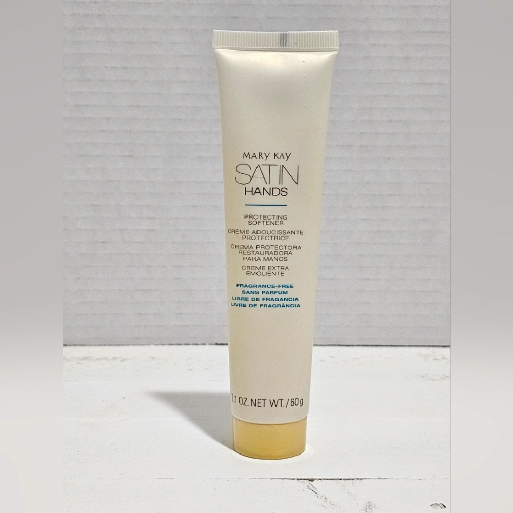 Mary Kay Satin Hands Protecting Softner